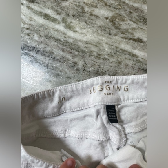 White House Black Market Mid Rise Crop Jegging White Size 0 - Picture 6 of 7